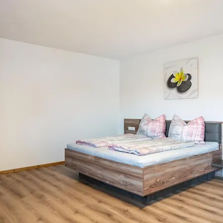 Steinwender Apartment *